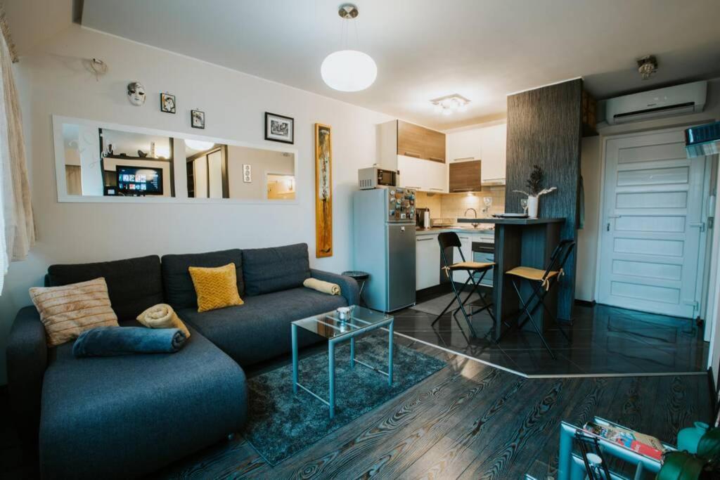 Nyugalom a belvárosban Szeged Esterno foto